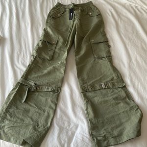 Fashion nova prerogative parachute cargo pant